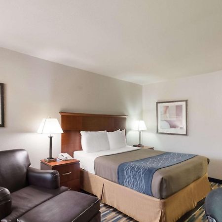 Rodeway Inn פורט מורגן מראה חיצוני תמונה