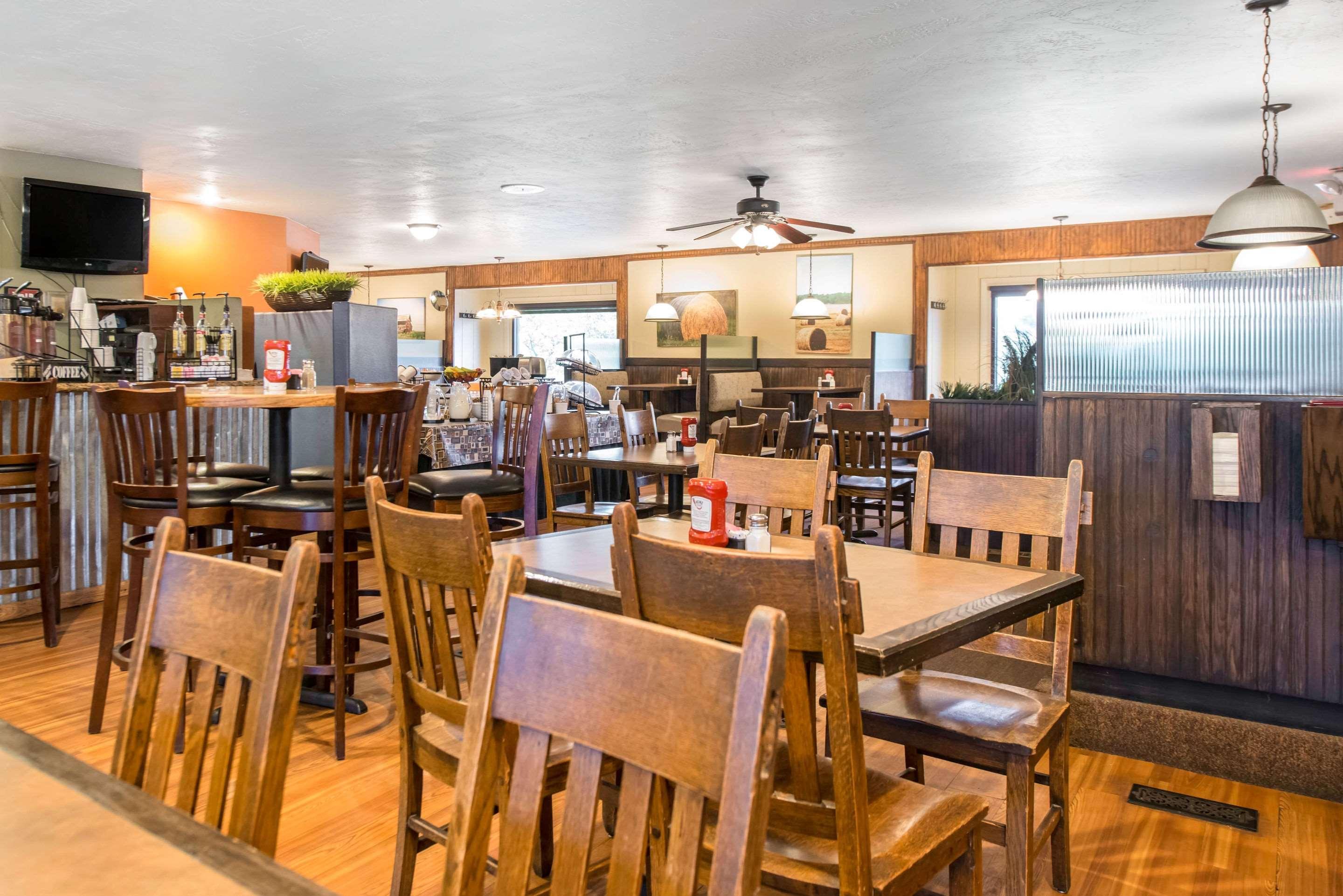 Rodeway Inn פורט מורגן מראה חיצוני תמונה