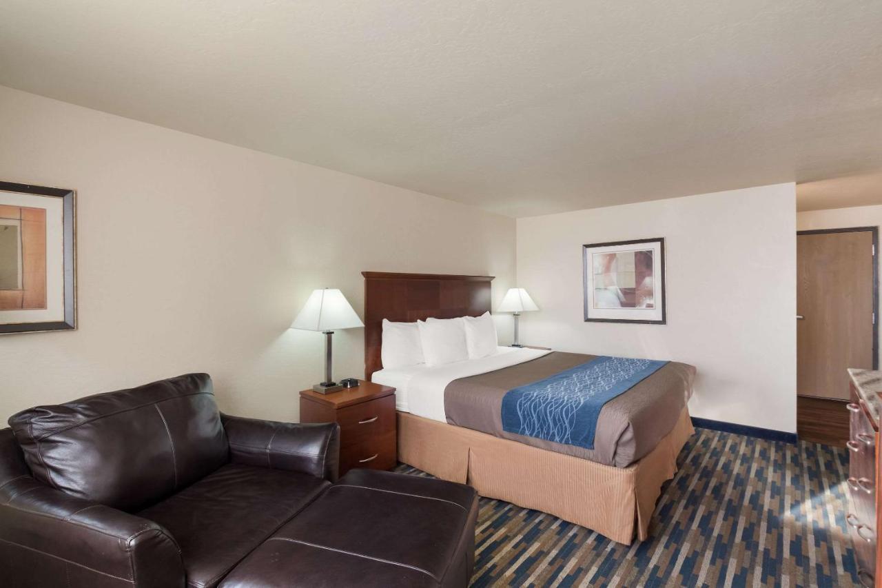 Rodeway Inn פורט מורגן מראה חיצוני תמונה