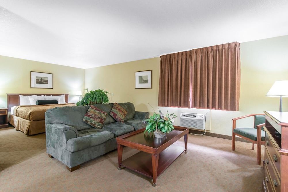 Rodeway Inn פורט מורגן מראה חיצוני תמונה
