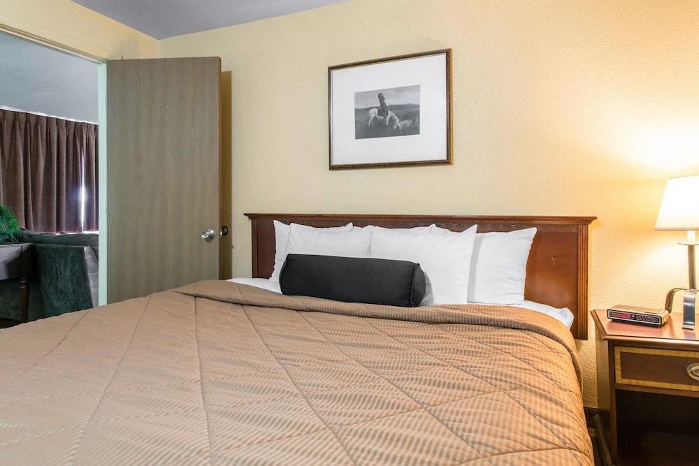 Rodeway Inn פורט מורגן מראה חיצוני תמונה